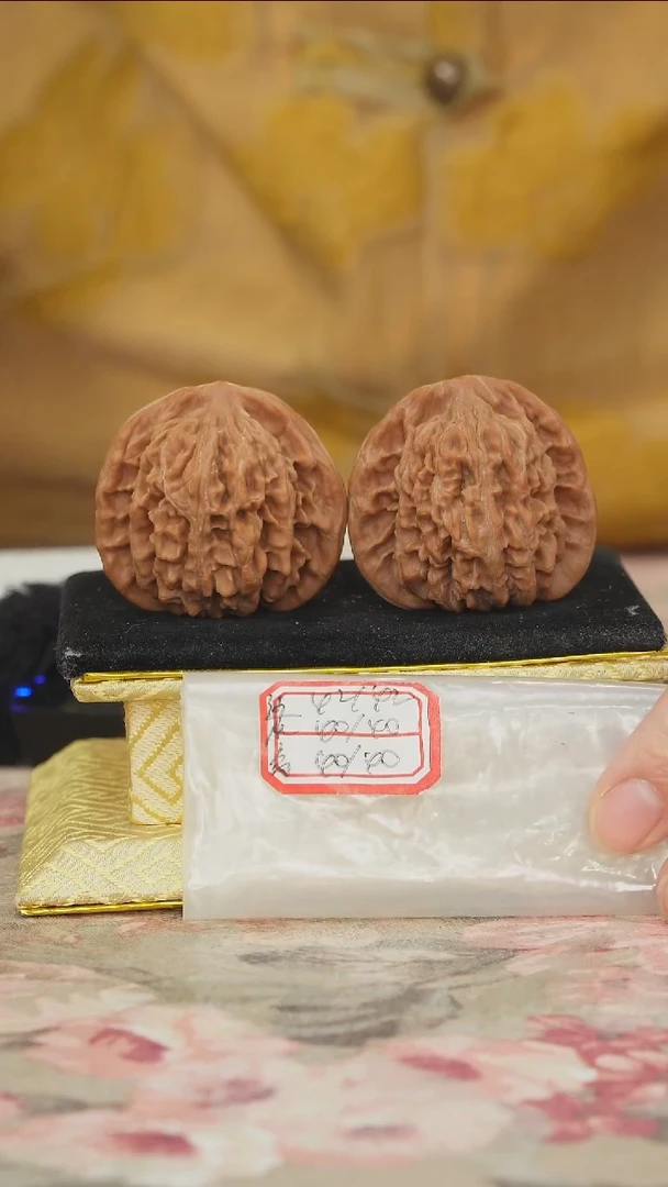 把件文玩核桃平谷四座楼