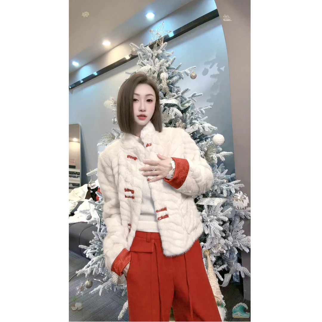 熙薇【雪吻绛心】2025冬季新款设计师年货国风皮-毛一体外套H7009