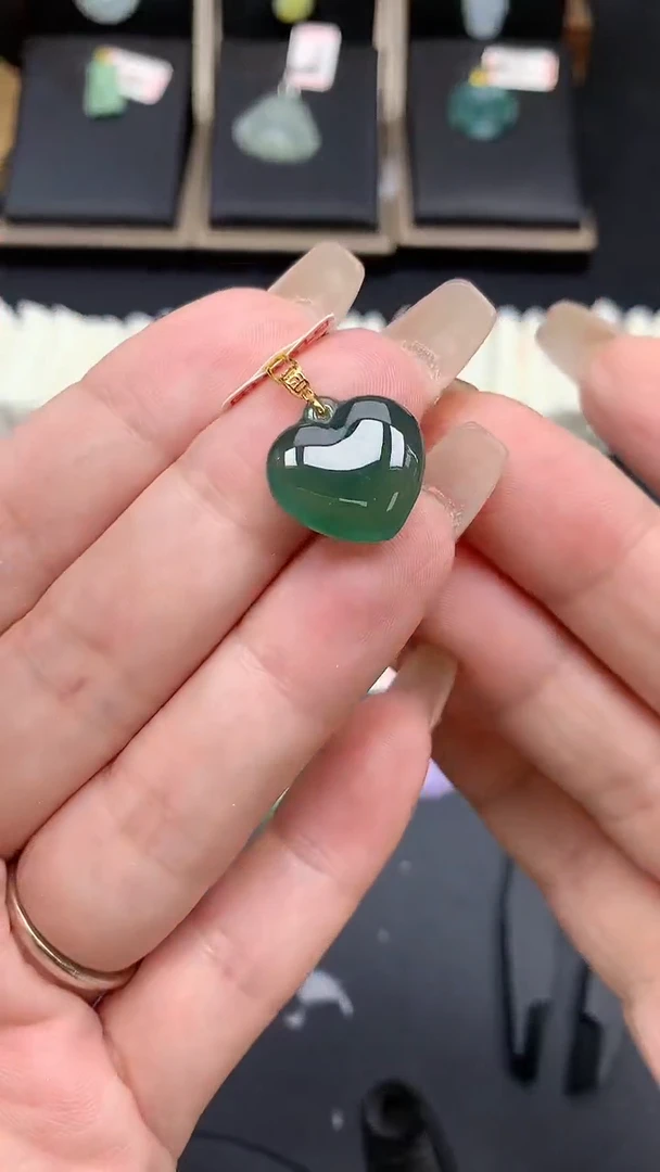 【闪购商品】翡翠吊坠(不含链)18K金镶嵌MS151356