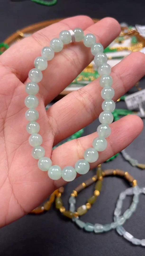 套链未镶嵌翡翠一条   P460