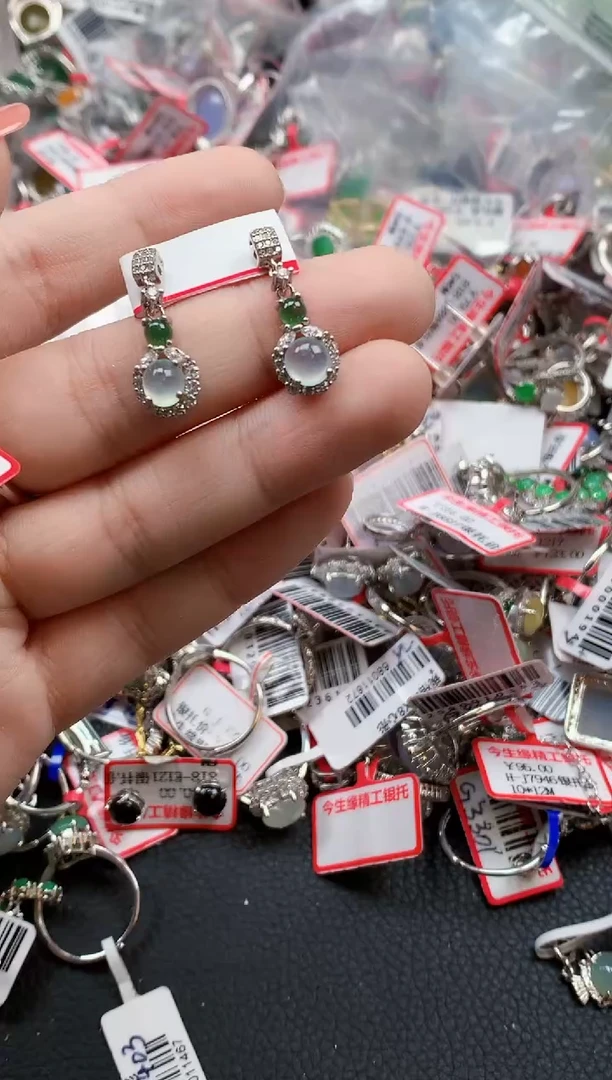 银S925镶嵌戒指翡翠天然A货缅甸翡翠