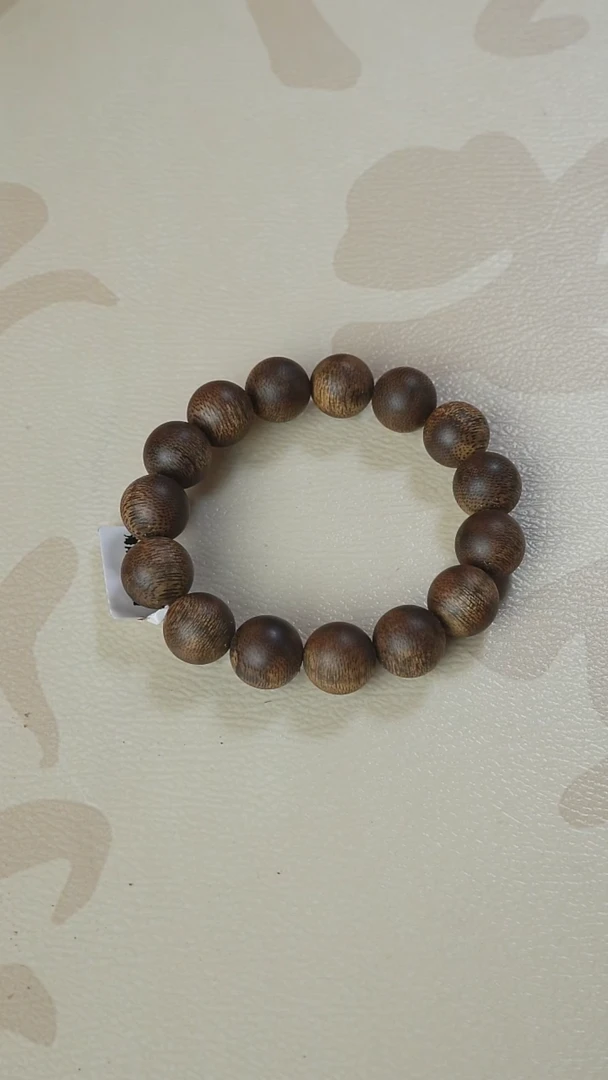 沉香手串小*人海南天然虫漏卡14单圈圆珠