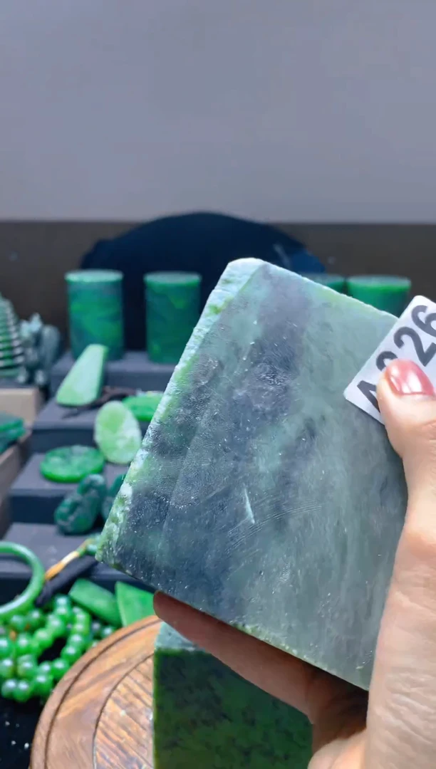 未镶嵌和田玉珠宝半成品1