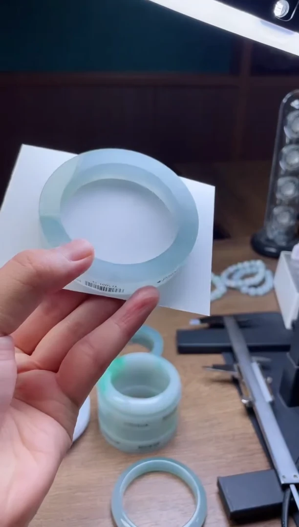 未镶嵌手镯定制翡翠生**单定制