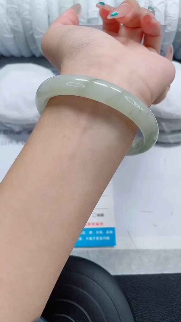 未镶嵌手镯石英质玉113-60/61