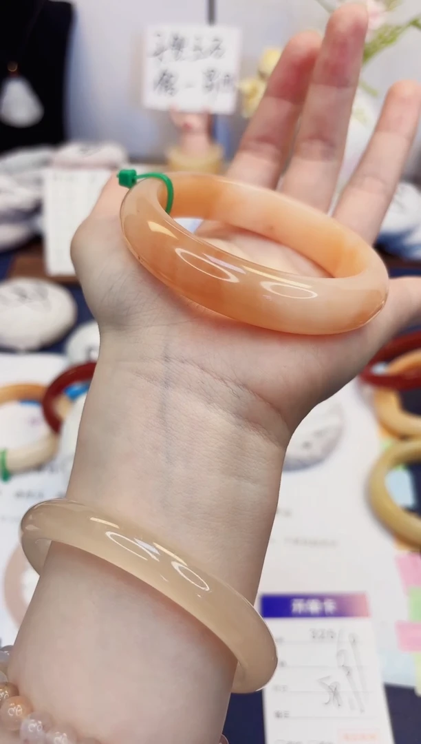 【闪购商品】石英质玉手镯未镶嵌325-财气镯-圈口58