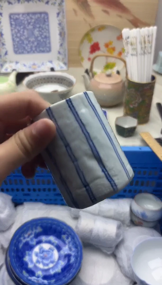 瓷片晓****)748