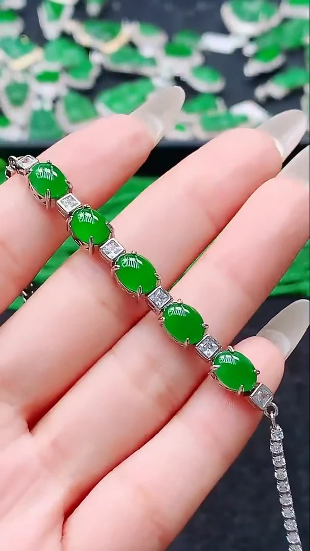 未镶嵌挂件翡翠天然翡翠