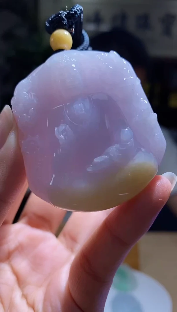 定制翡翠未镶嵌挂件