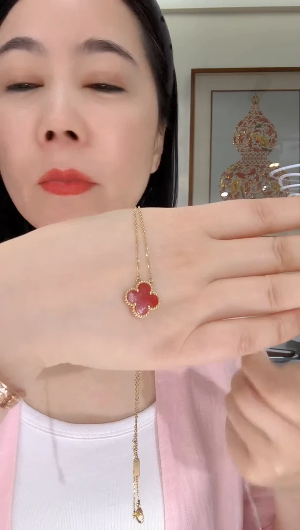 18K金镶嵌颈饰玛瑙/玉髓项链