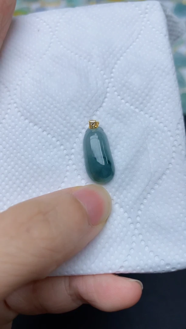 翡翠18K金镶嵌颈饰天然缅甸A货翡翠