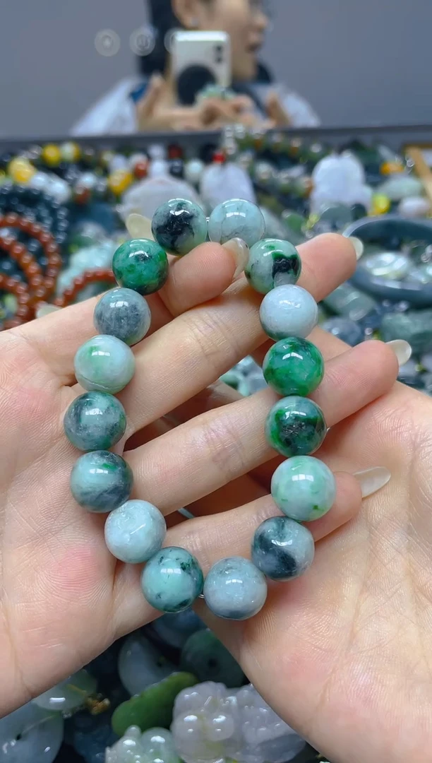 颈饰未镶嵌翡翠13MM/ S /翡翠A货，一件也是批发价