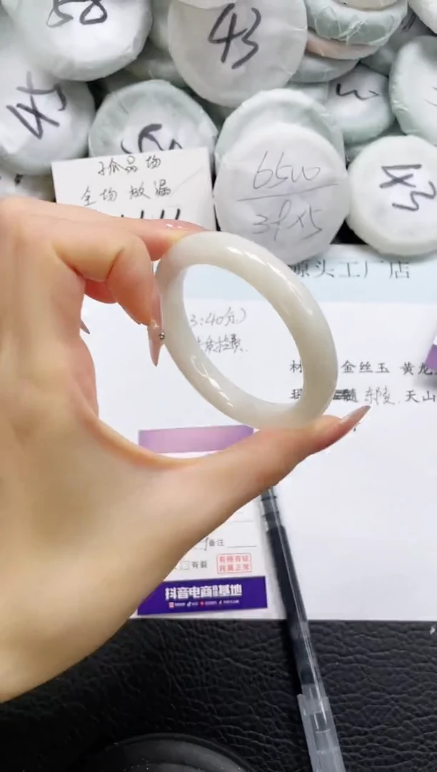 和田玉手镯未镶嵌88-54