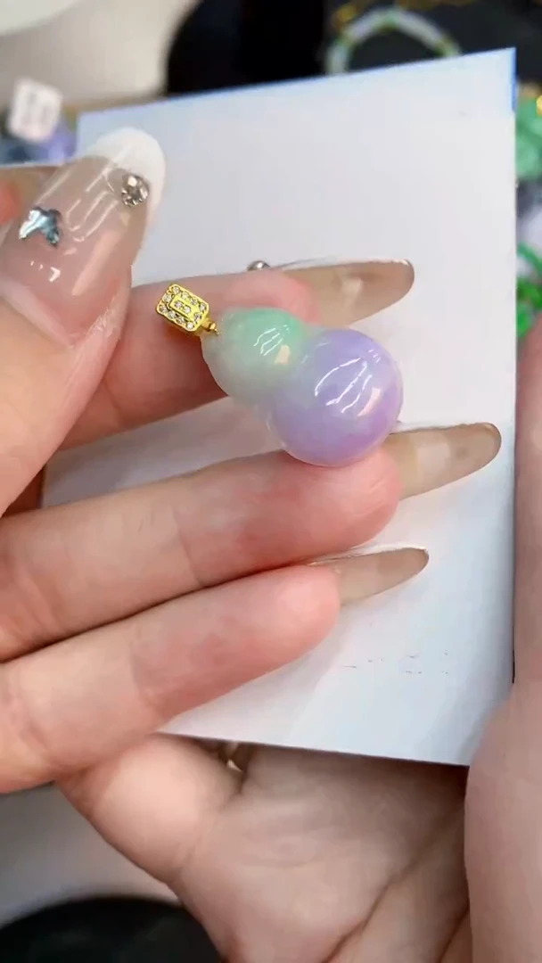 翡翠未镶嵌吊坠(不含链)1