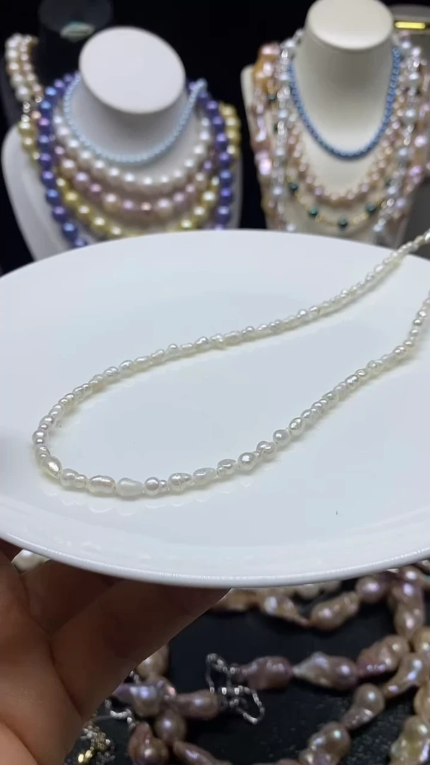 颈饰未镶嵌淡水珍珠多人
