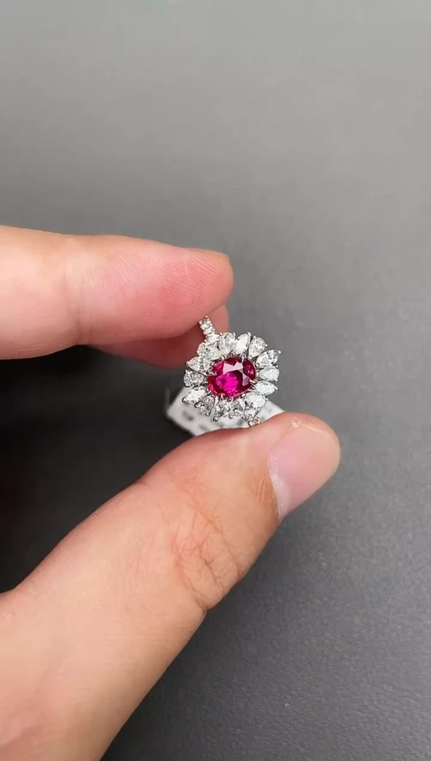 18K金镶嵌戒指红宝石1.08ct/无烧鸽血红/AIGS/七天鉴赏