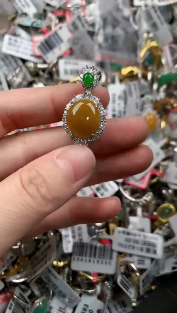 银S925镶嵌戒指翡翠888     1