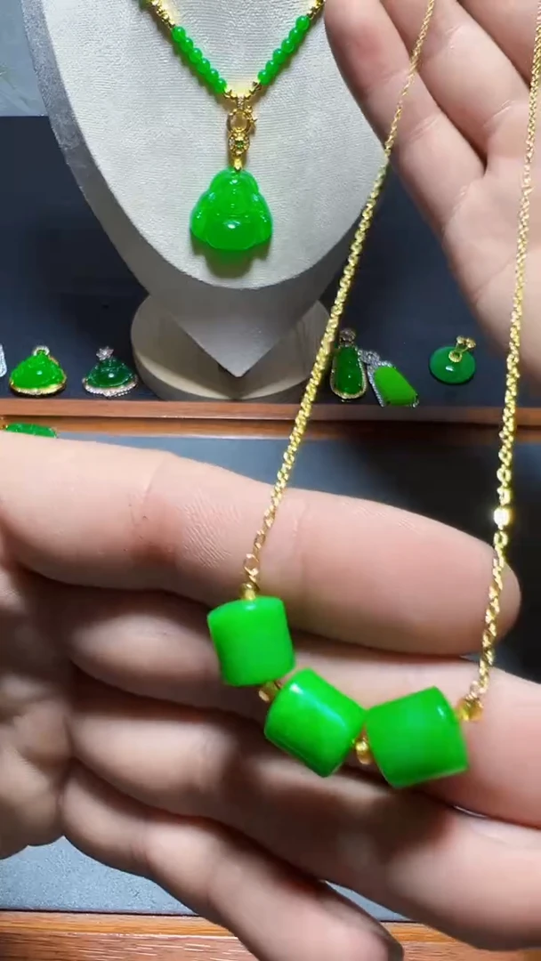 颈饰14K金镶嵌翡翠1