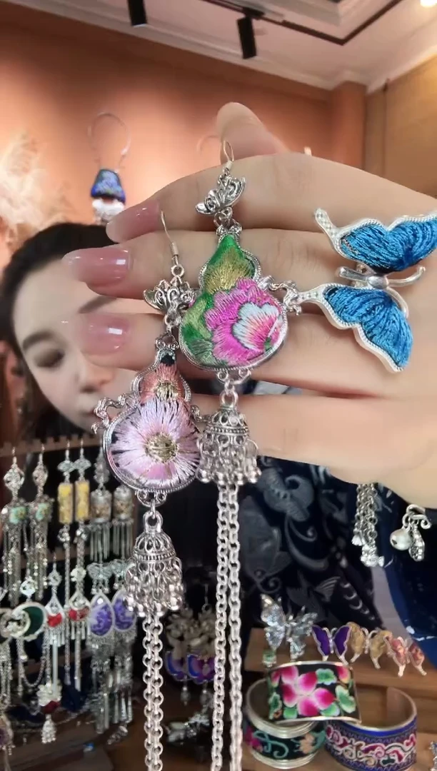 刺绣纯手工民族风耳环