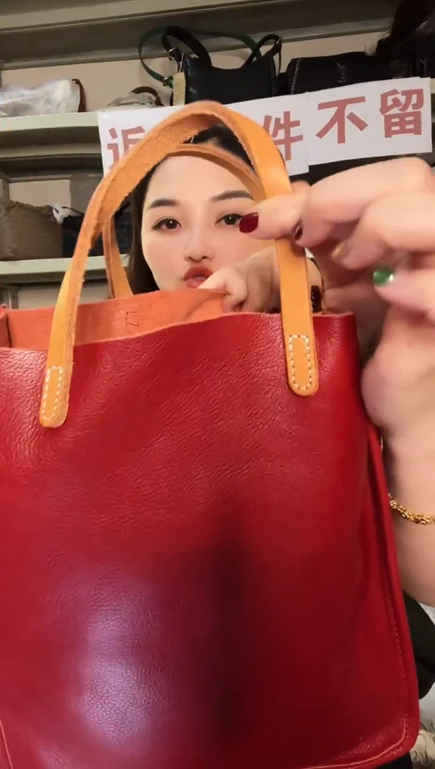 小牛皮（革） 高端订制时尚百搭女士手提 腋下斜跨包包