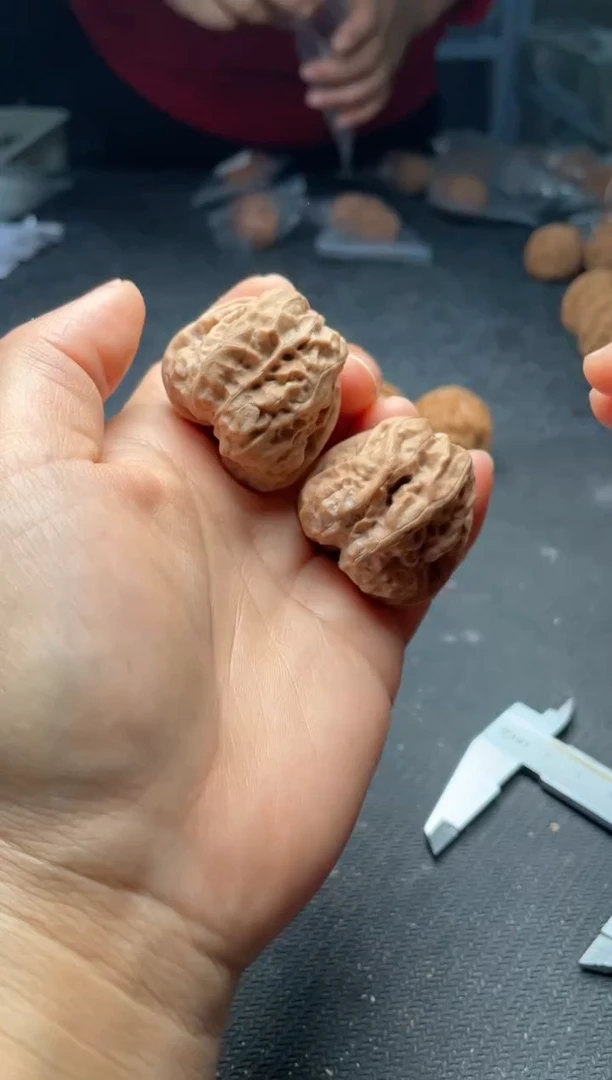 把件文玩核桃w144  蛤蟆头36尺