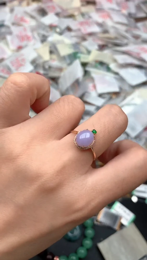 18K金镶嵌挂件翡翠一14圈