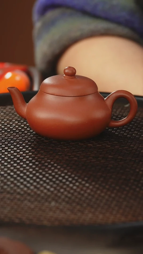 茶壶紫砂梨形 清水泥