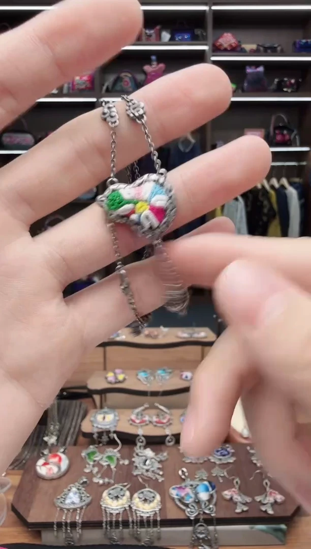 织绣64蒙阿苏苗绣传承旗舰店