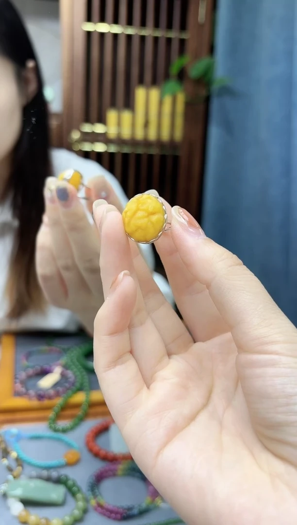 银S925镶嵌蜜蜡戒指s925银蜜蜡戒指GW