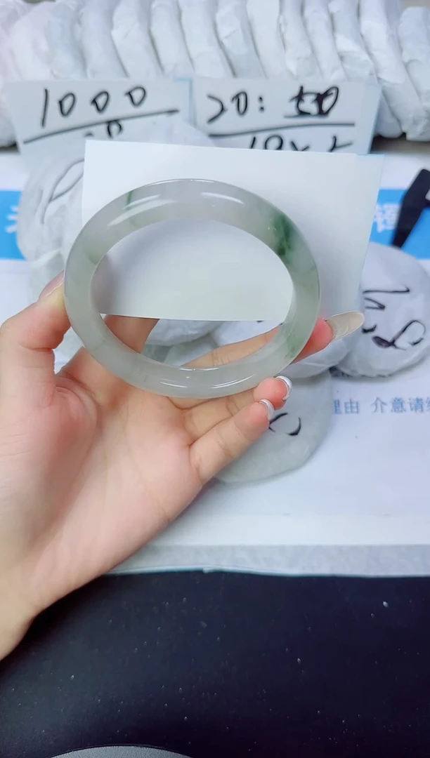 石英质玉手镯未镶嵌33/61.8