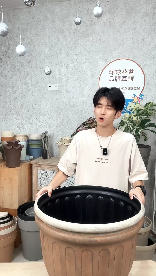 兔****卜直播间微微瑕疵样品22寸瓦尔纳2只两色各一不打孔