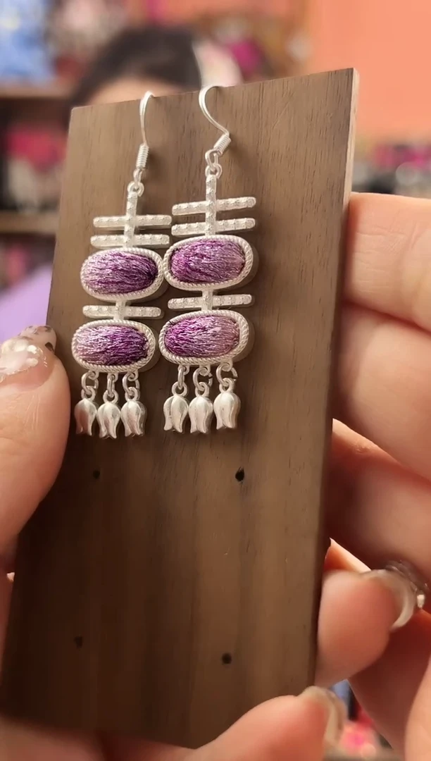 【闪购商品】织绣民族风老绣饰品355