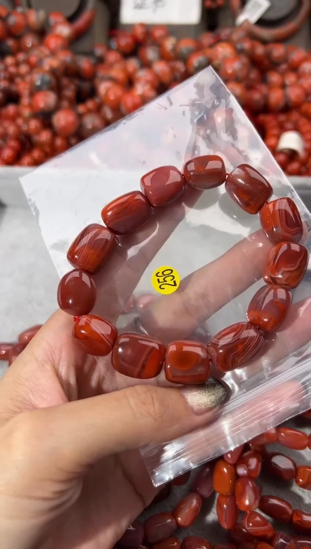 未镶嵌手串南红玛瑙12+