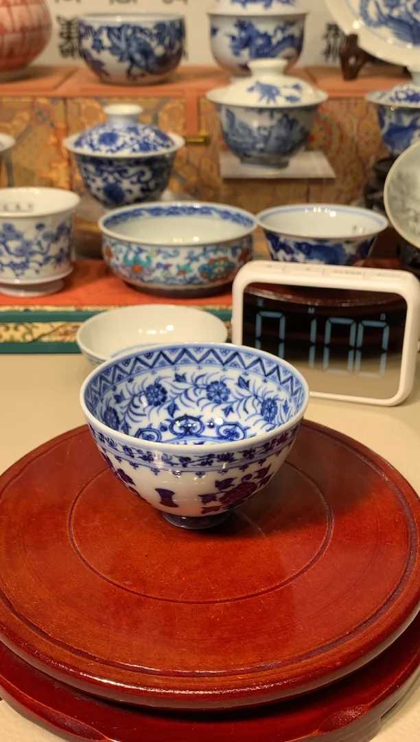 杯青花宝相内外鸡心杯额