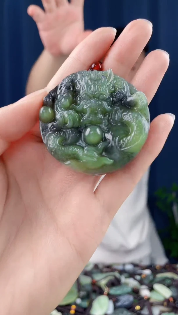 未镶嵌和田玉挂件拍一发一，多样性发货