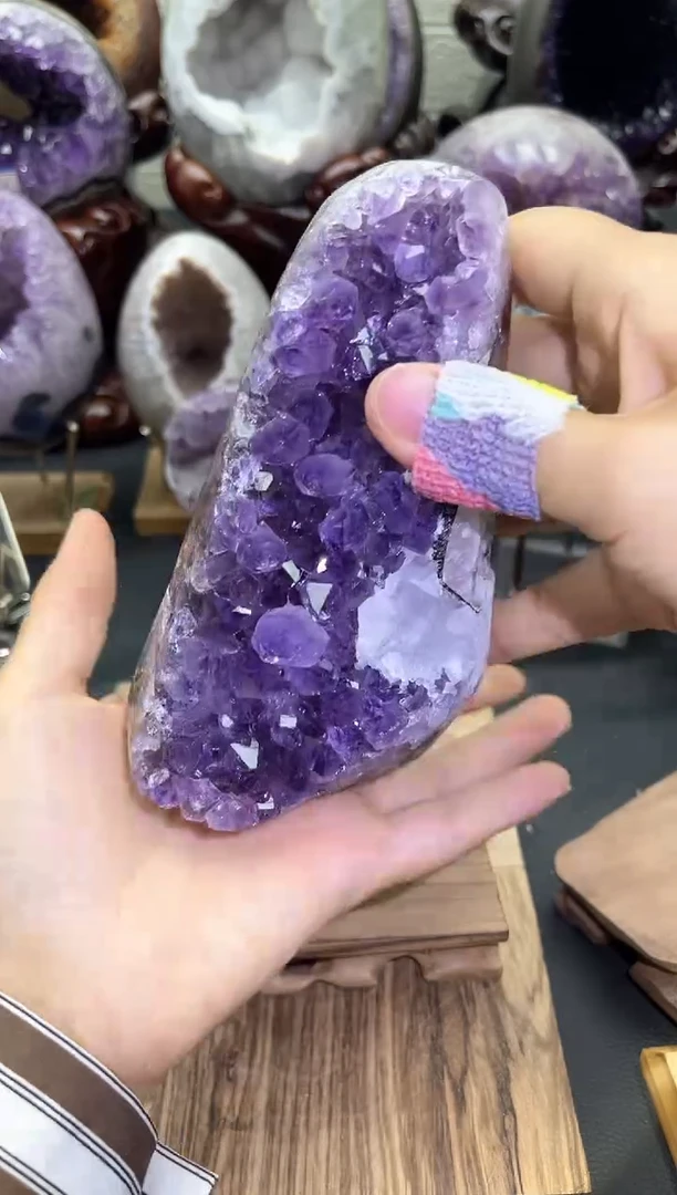 未镶嵌紫晶大型摆件（非配饰）220号摆件