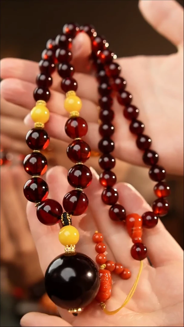 琥珀颈饰未镶嵌27+血珀项链