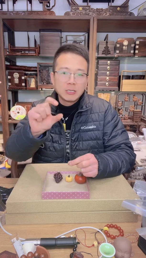 【闪购商品】乌木类书架831葡萄+柿子+南瓜