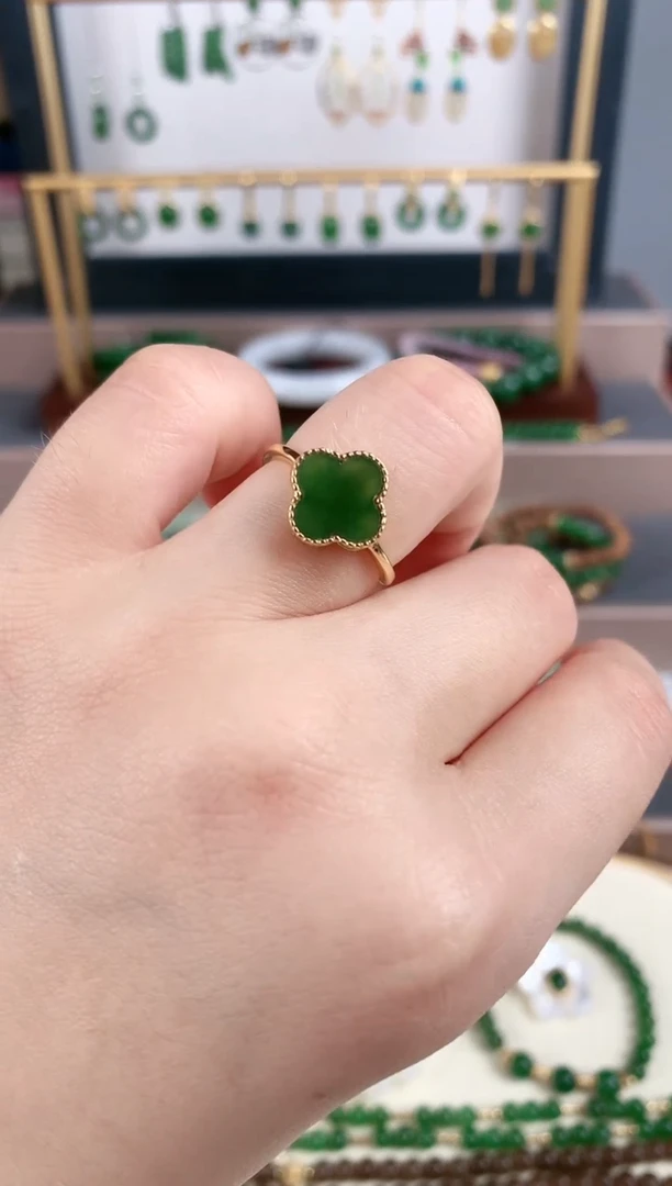 银S925镶嵌戒指和田玉1