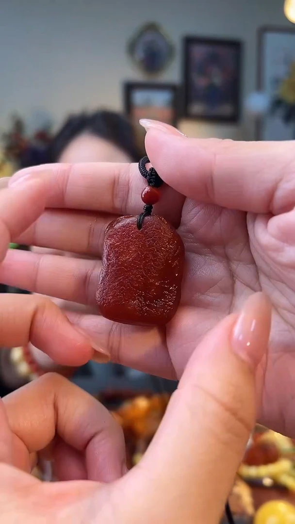 琥珀颈饰未镶嵌吊坠