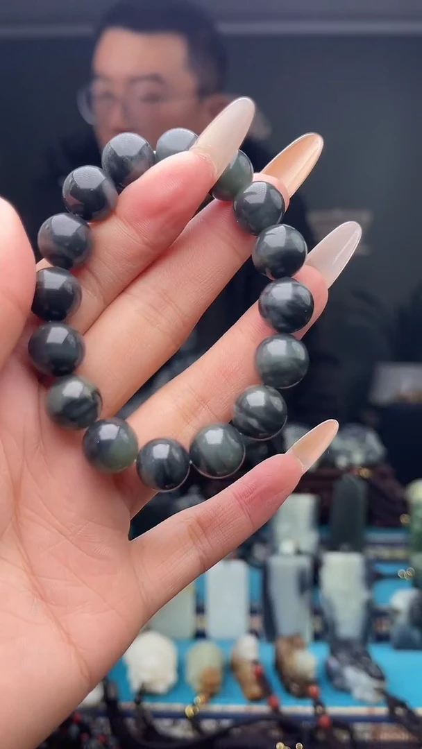 未镶嵌和田玉挂件1