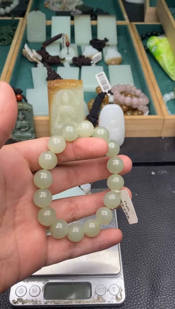 未镶嵌手链和田玉手串