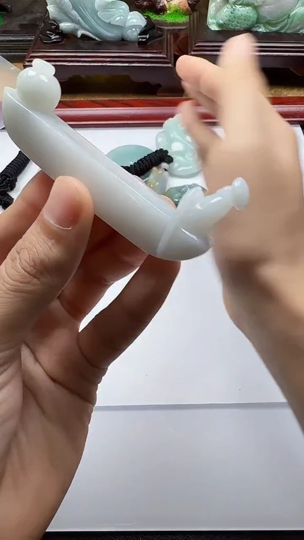吊坠(不含链)未镶嵌翡翠1