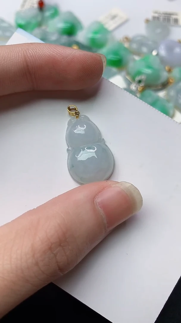 【闪购商品】翡翠颈饰18K金镶嵌83.......