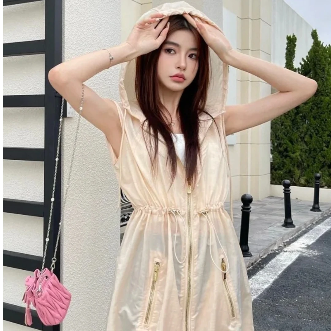 未使用 MIU MIU/缪缪 连帽无袖满印连衣裙 香槟金/38