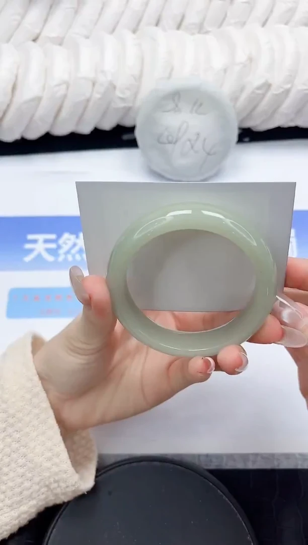 未镶嵌手镯石英质玉237-54
