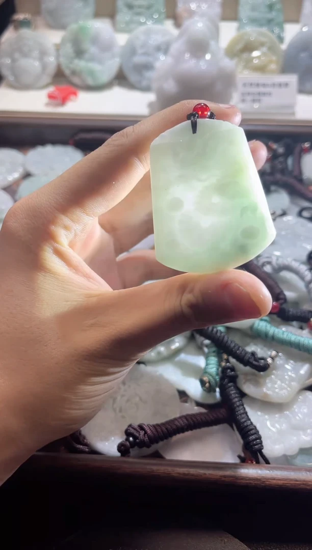 吊坠(赠链)未镶嵌翡翠8