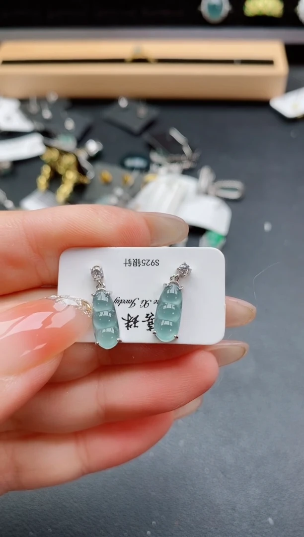 银S925镶嵌戒指翡翠1