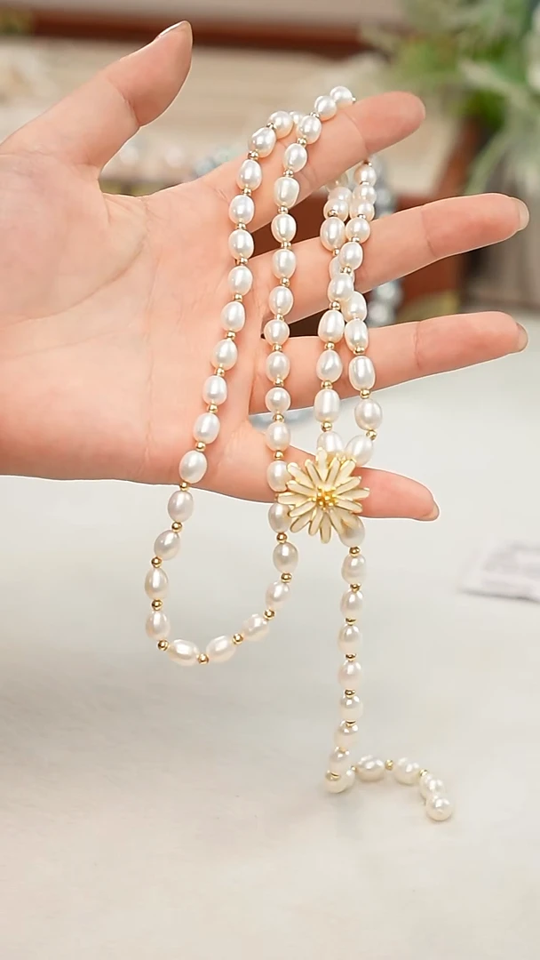 淡水珍珠合金颈饰项链