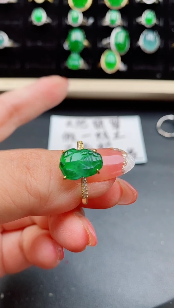 【闪购商品】翡翠戒指银S925镶嵌21212